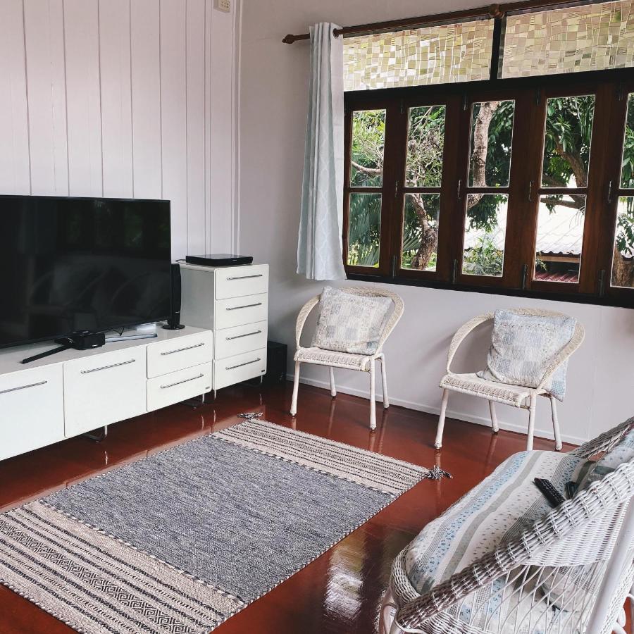 Banya Bnb: Cozy Thai Retreat in Prachuap Khiri Khan Exterior photo