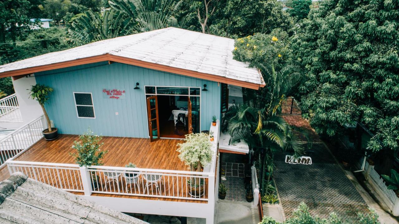 Banya Bnb: Cozy Thai Retreat in Prachuap Khiri Khan Bed & Breakfast Exterior photo